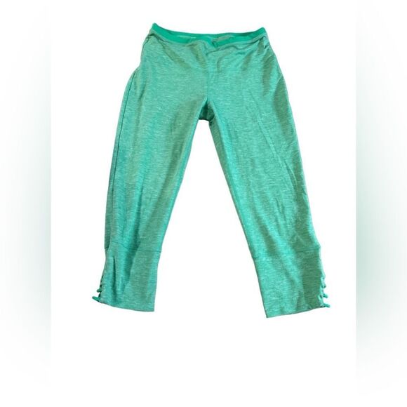 EUC Prana Tori Capri leggings in Light green Medium Sold Out - Picture 6 of 13